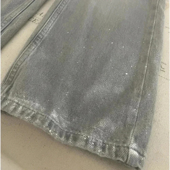 ZARA Wide Leg Gray And Silver Jeans
Size 7 - Picture 2 of 5